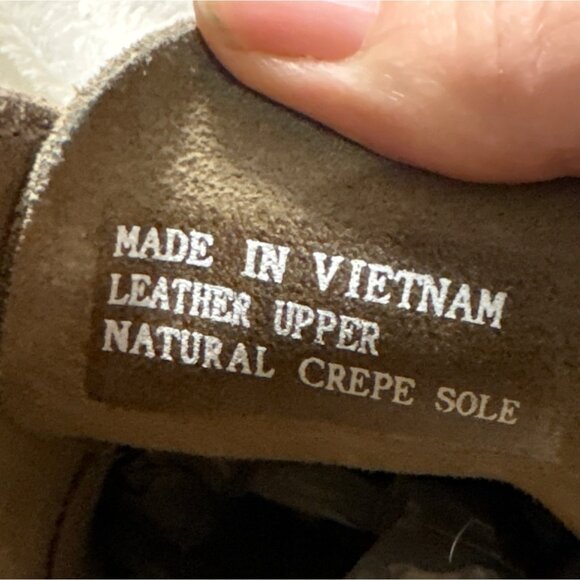 Clarks Mens Desert Boots Size 7.5 Natural Crepe Sole Beige Suede Leather Upper - Picture 5 of 9